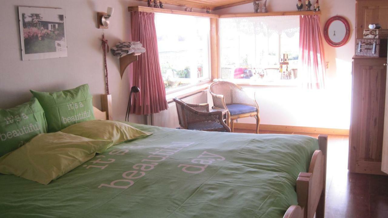Meerie's Cottage Bergen op Zoom Esterno foto