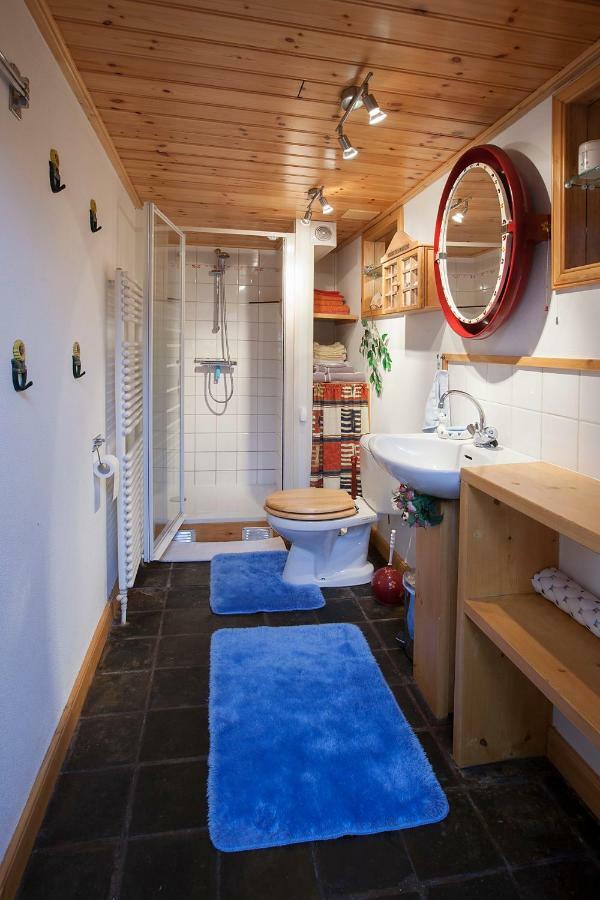 Meerie's Cottage Bergen op Zoom Esterno foto